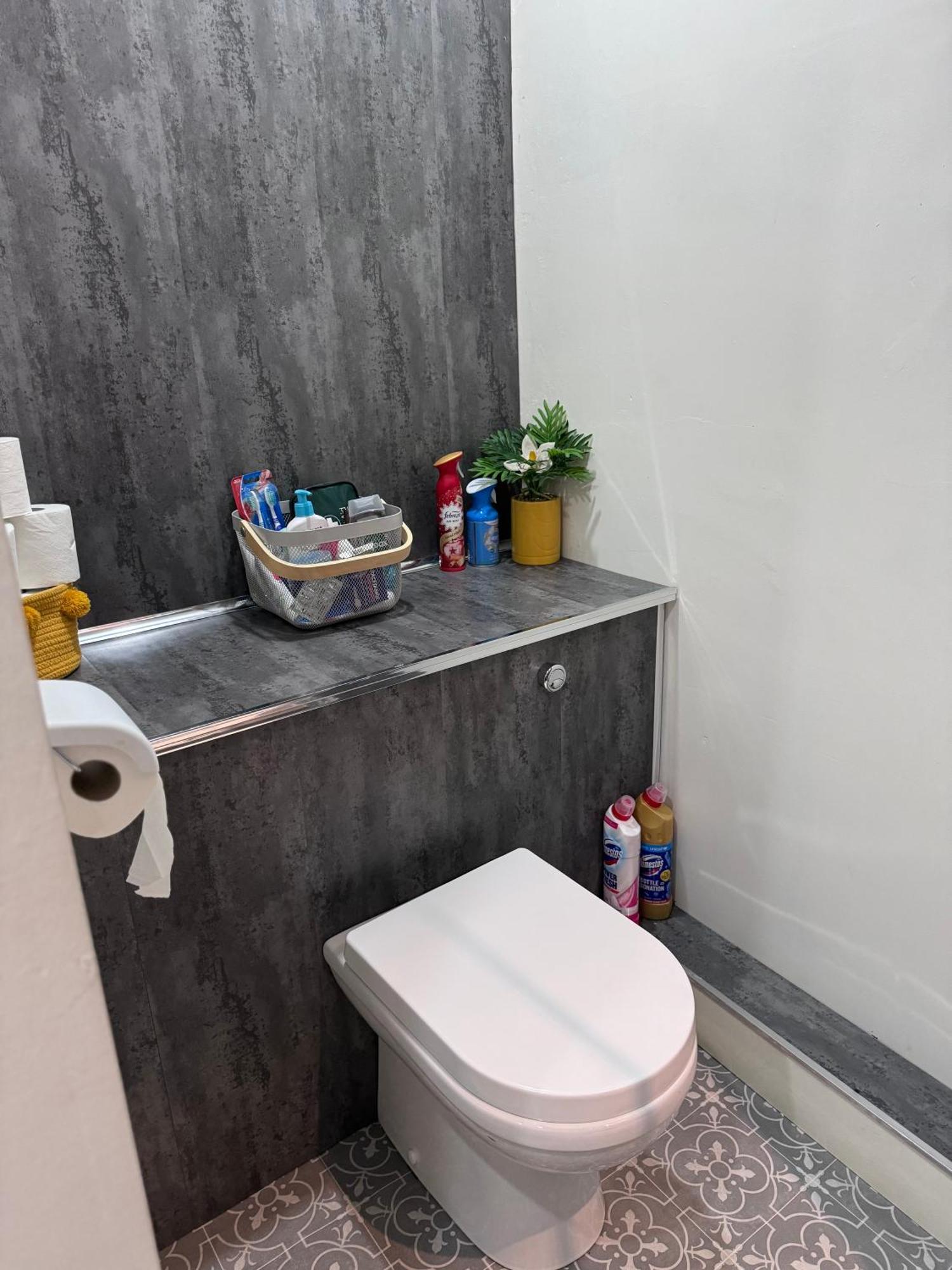 The Greens Apartment Farnworth Dış mekan fotoğraf